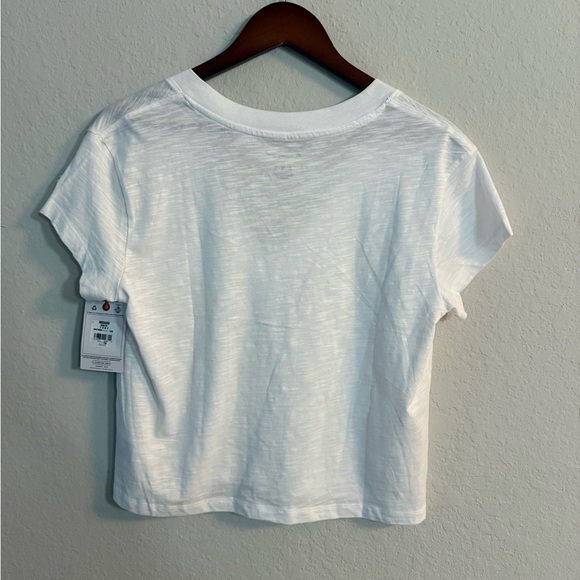 NWT Champion Women's White V-Neck Crop Top - Picture 5 of 5